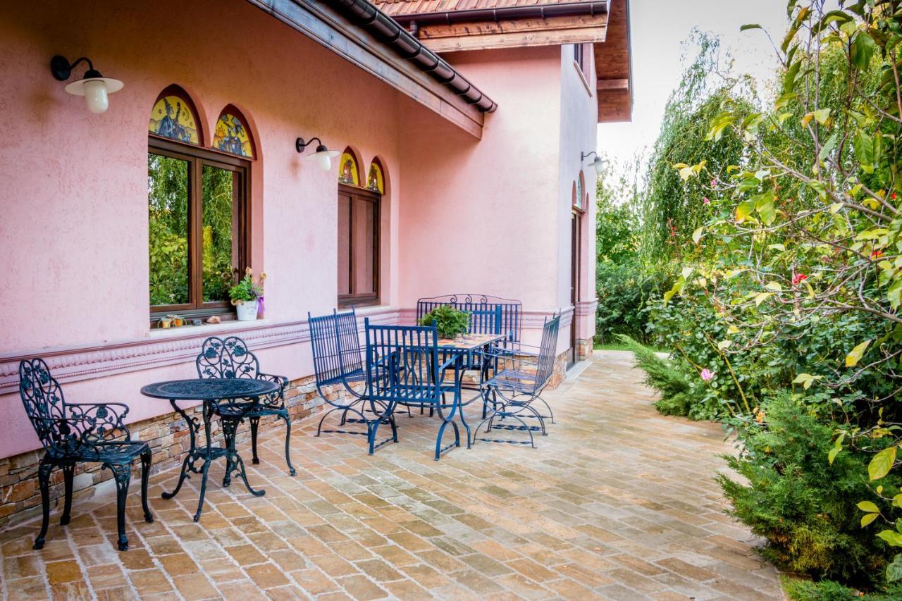 Daiconi Boutique House Bed & Breakfast Minis Bagian luar foto